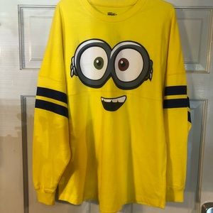 NWOT Despicable Me Minions Long sleeve Pullover Men L